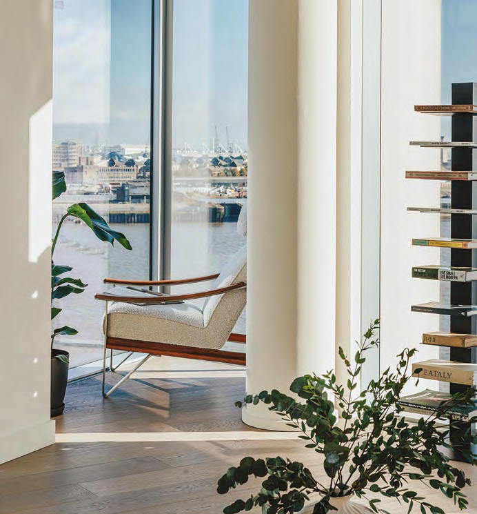 2 bed · 900 sq ft